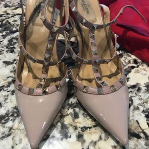 Valentino Rockstud preowned, good conditions 41